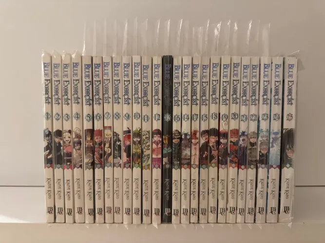 Coleção Mangá Blue Exorcist JBC Volumes 1-25