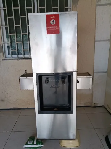 Bebedouro Industrial 1000L