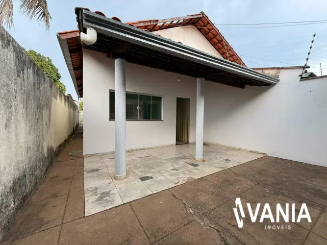 Casa para aluguel, 3 quartos, 1 suíte, 1 vaga, Plano Diretor Sul - Palmas/TO