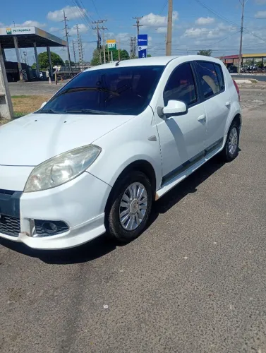 Renault Sandero Privilège Hi-flex 1.6 16V 5P AUT 2012