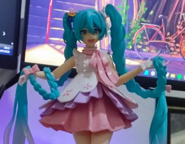 Hatsune Miku Rapunzel - Action Figure