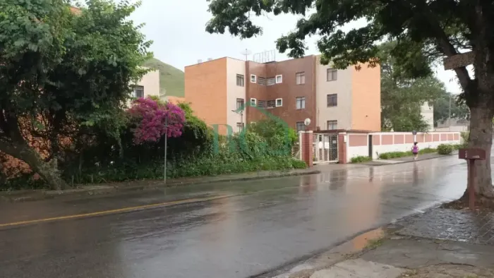 Excelente apartamento a venda de 70m² em condomínio fechado no Jardim Quisisana em Poços d