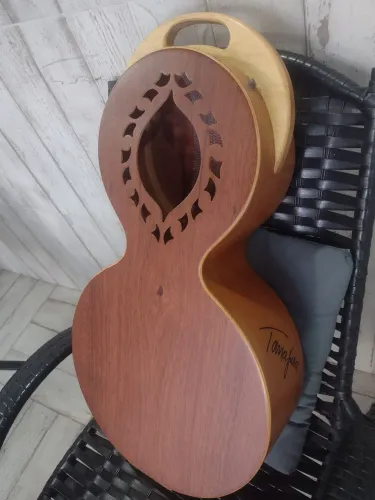 Tanajura Elétrica (Instrumento de Percussão)