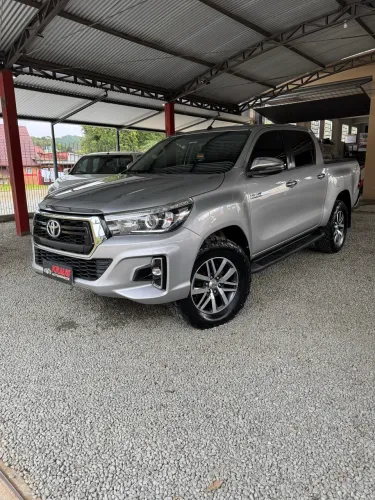 Toyota Hilux CD SRX 4X4 2.8 TDI 16V Diesel Aut. 2018