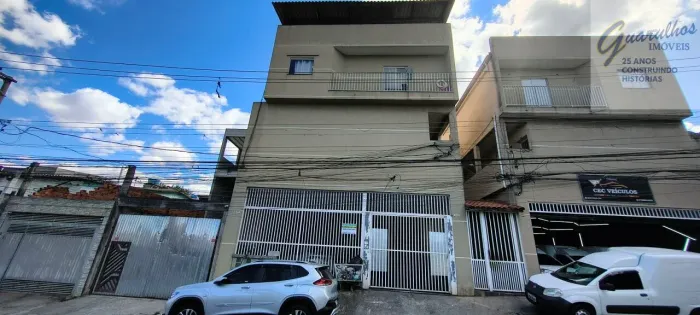 Ótima casa com 02 dormitórios , sala, cozinha, área de serviço, 01