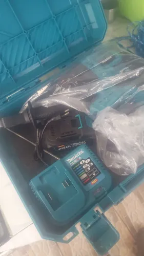 Martelete a bateria Makita