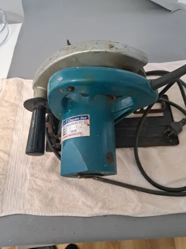 Serra circular Makita 9" com disco de videa 36 dentes