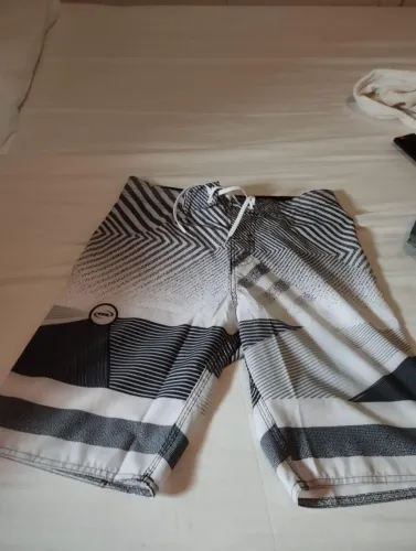 5 Bermudas dá Mahalo originais por $ 399.