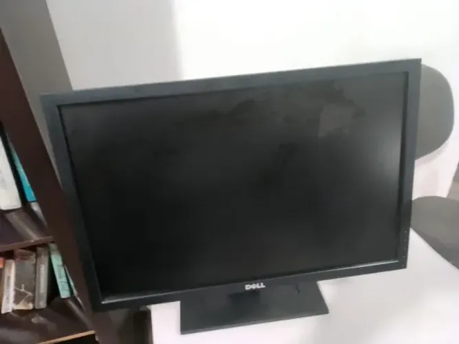 Monitor 17 Polegadas Dell - Com Defeito