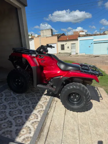 Quadriciclo Honda 2025