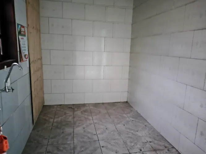 Alugo parte de um sobrado 