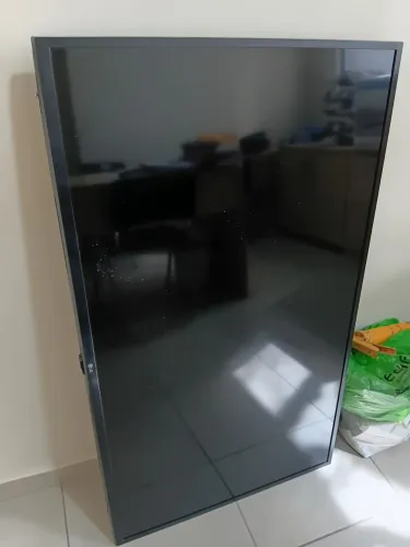 Tv LG 50 polegadas p/ retirada de peças 