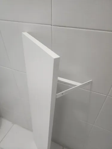 Duas prateleiras Madeira / 50 reais cada uma