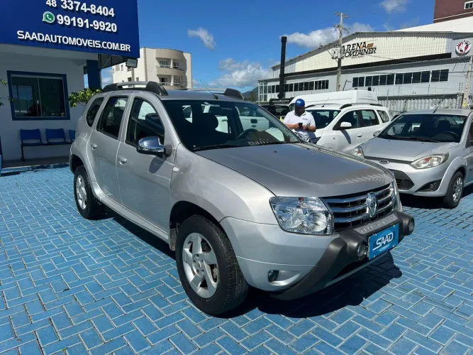 Renault Duster Dynamique 2.0 Hi-flex 16V Aut. 2013