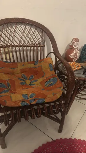 Cadeira e centro