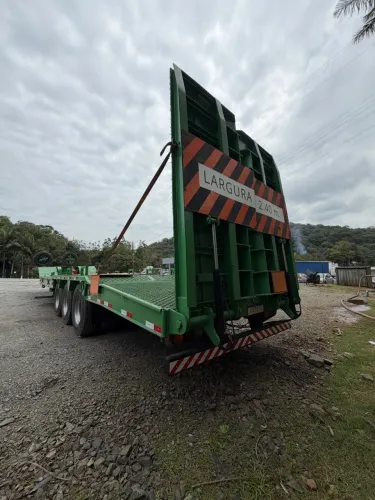 Carreta prancha em excelente estado 