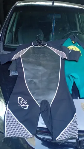 Roupa de mergulho 