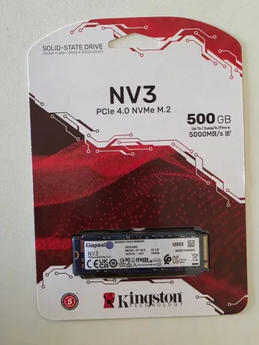 Memoria SSD Kingston 500GB.
