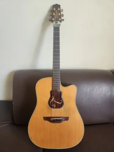 Takamine japonês GB7ce