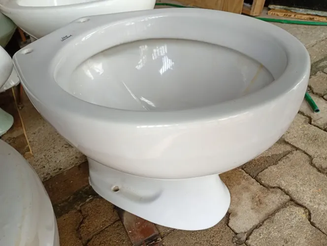 Vaso ideal standard bege