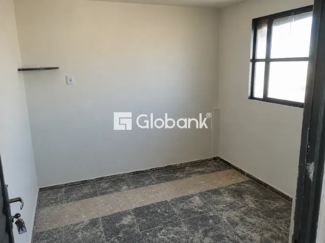 Kitnet para aluguel Bairro Alto São João | Montes Claros/MG, 01 Quarto