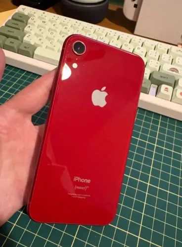 IPHONE XR RED (Product) 64GB DETALHE