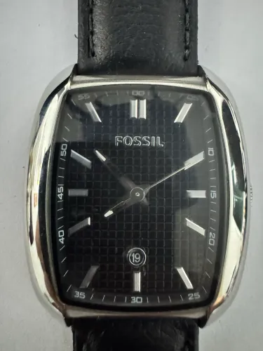 Relógio Fossil Masculino - Pulseira de Couro e Bateria Novas