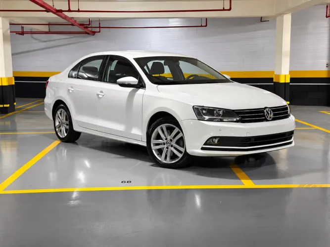 Volkswagen Jetta Highline 2.0 TSI 16V 4P Tiptronic 2015