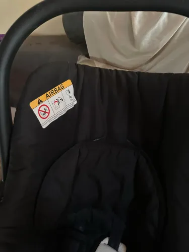 Bebê conforto cm 6 meses de uso