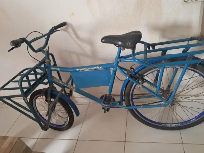 Bicicleta cargueira 600 a negociar