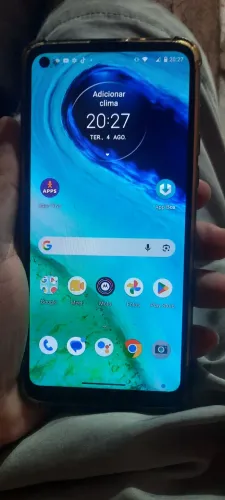 Moto g8