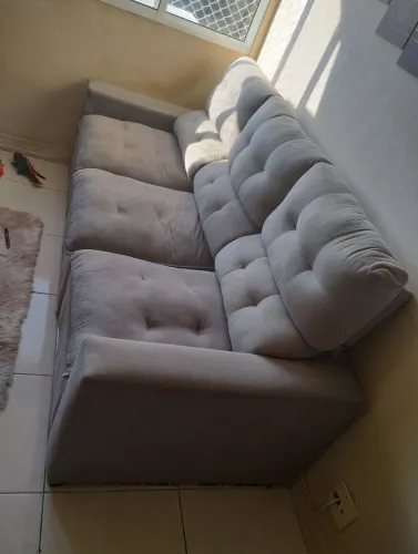Sofá retrátil e reclinável