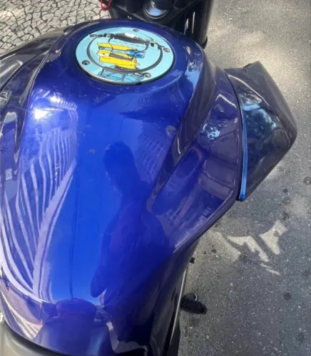 Tanque de Titan azul 