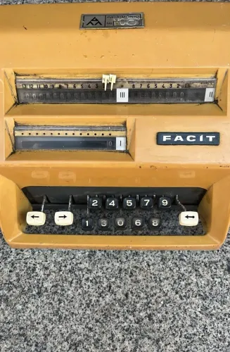 Calculadora Mecânica Antiga Facit C1-13 Manual Vintage