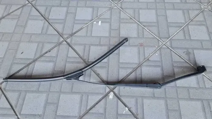 Limpador Do Parabrisas Esquerdo Honda Hrv 2017  Esquerdo