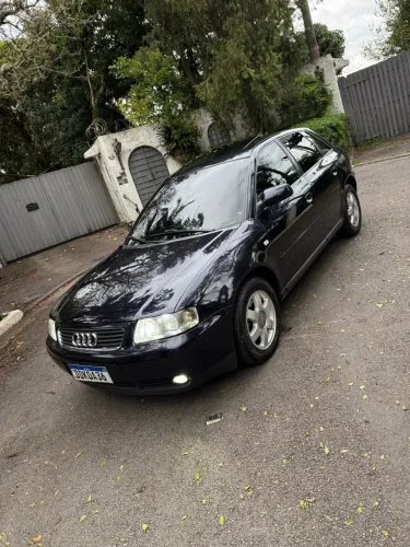 Audi A3 1.8 5P Aut. 2001