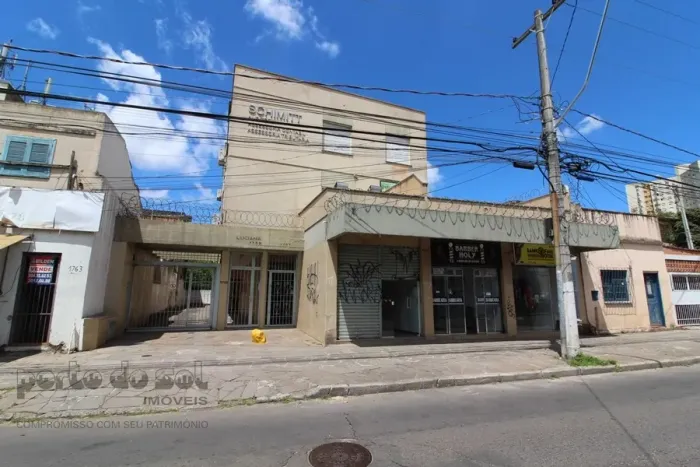 LOJA COMERCIAL DIRETAMENTE PARA A CALÇADA