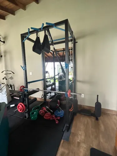 Gaiola hack musculação 
