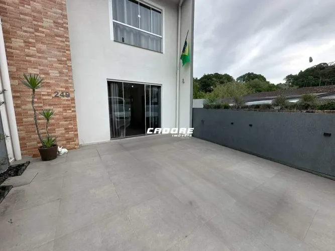 Excelente Sobrado para Locação no Bairro Velha