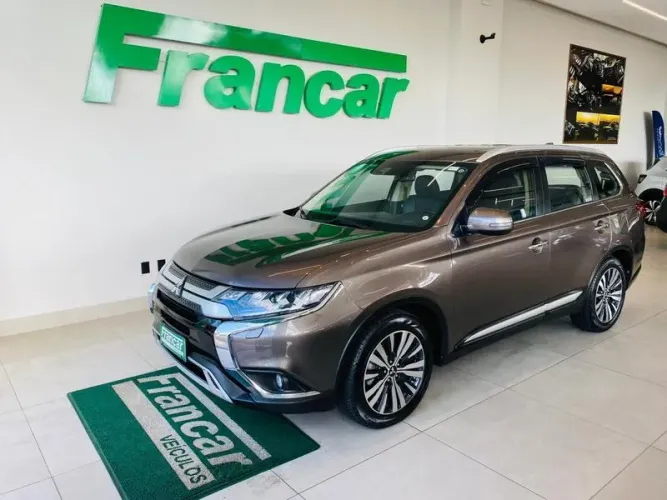 Mitsubishi Outlander HPE-S 2.2 Diesel 4X4 Aut. 2022