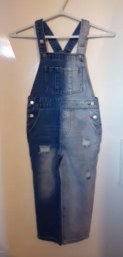 Macacão Jeans Infantil Menina com bolsos tamanho 6