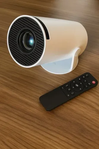 Vendo mini projetor hy300 em estado de novo