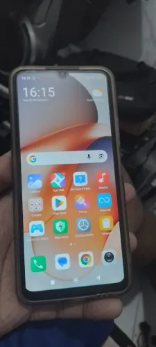 Redmi 13c 128g em estado de novo com capa película e cabo, não aceito trocas