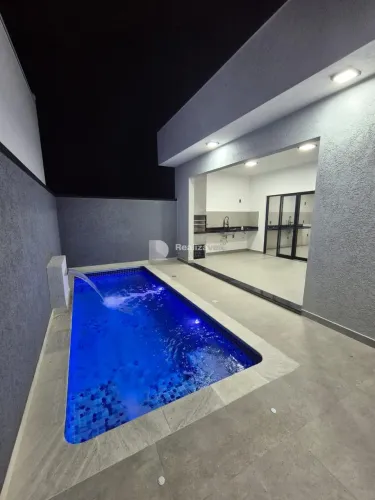 Casa Moderna de Alto Padrão em Condomínio 173m² Piscina e Energia Fotovoltaica Tremembé