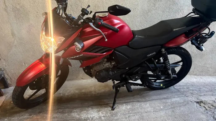 Yamaha Fazer SED 150 2023/2023 ? Conservada e com manutenção em dia