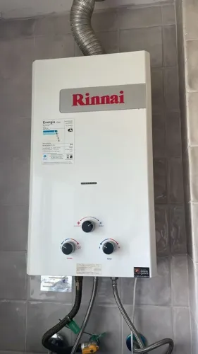 Aquecedor de água a gás Rinnai