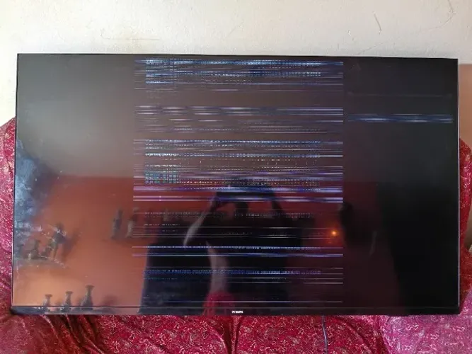 Vendo smartv para retirada de peças