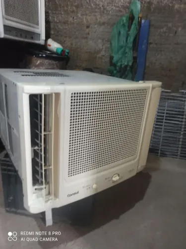 vendo ar 10.000 BTUs  fucionando muito bem