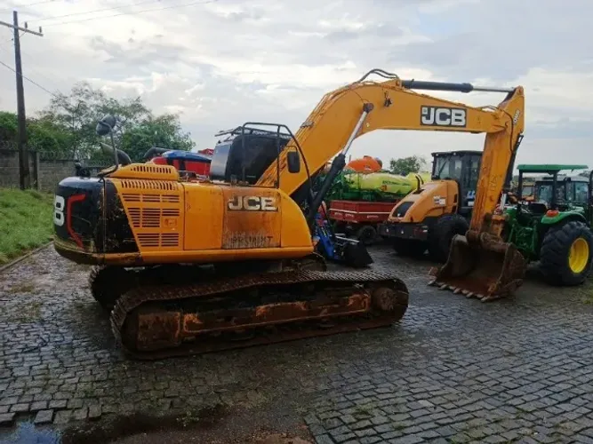 Escavadeira Hidráulica JC 220NXT, ano 2025