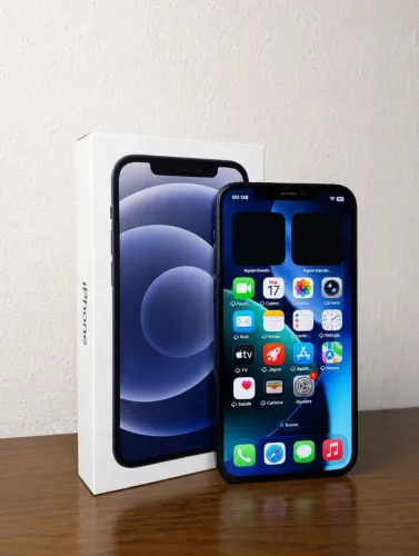? **iPhone 12 64GB Preto ? Impecável, Completo e Pronto pra Usar!**